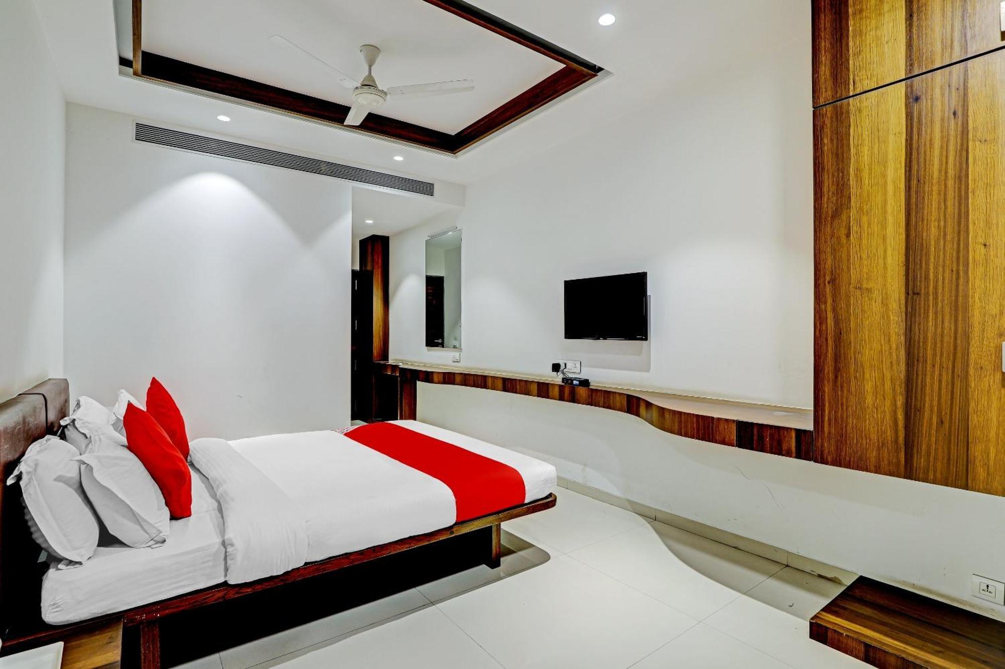 Hotel O Rishta And Jahan Banquet And Rooms Bhatha Екстер'єр фото